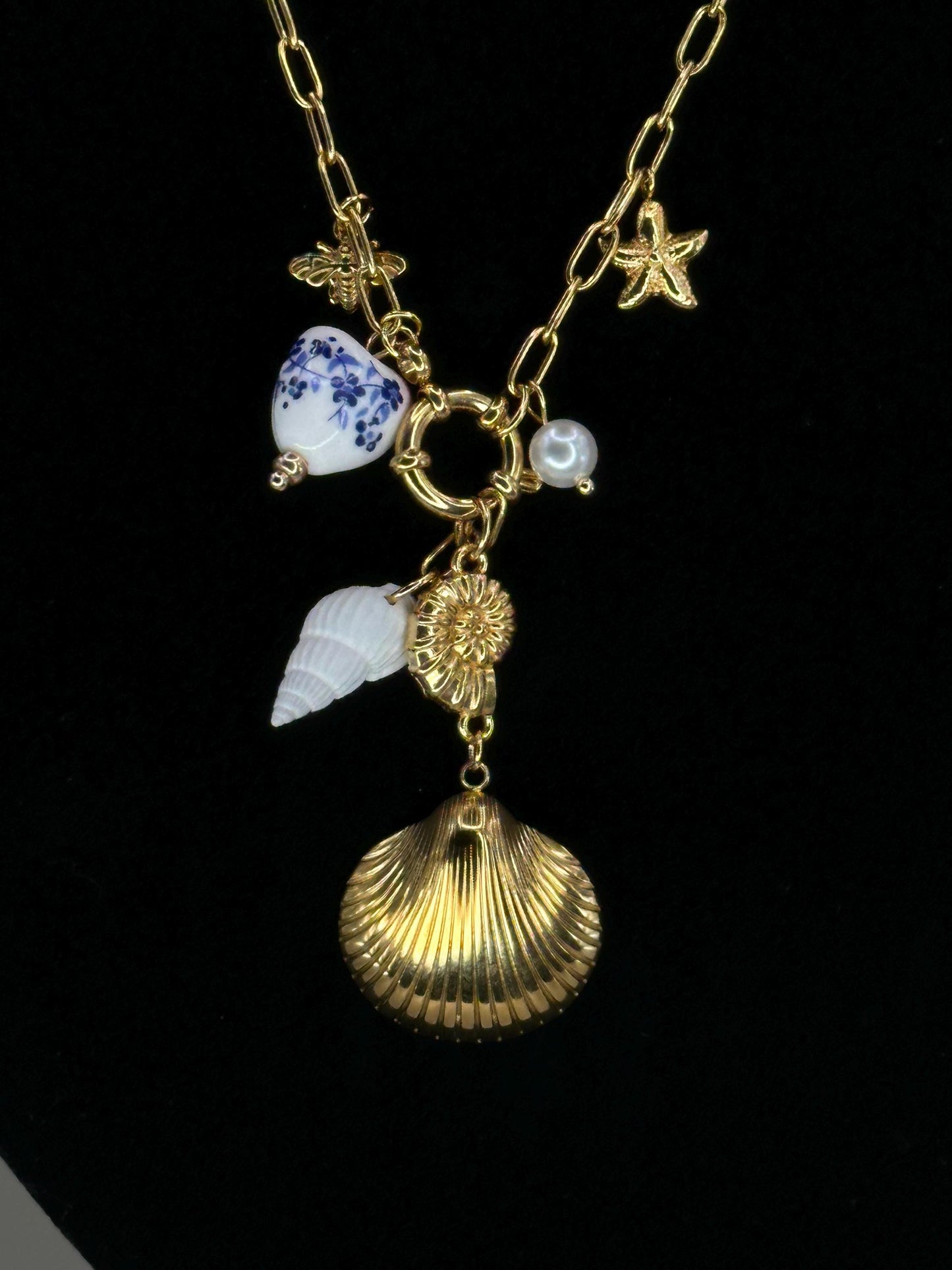 Gold Plated Waterproof Seashell Drop Pendant Necklace – Coastal Charms on Chunky Chain minimalist jewelry