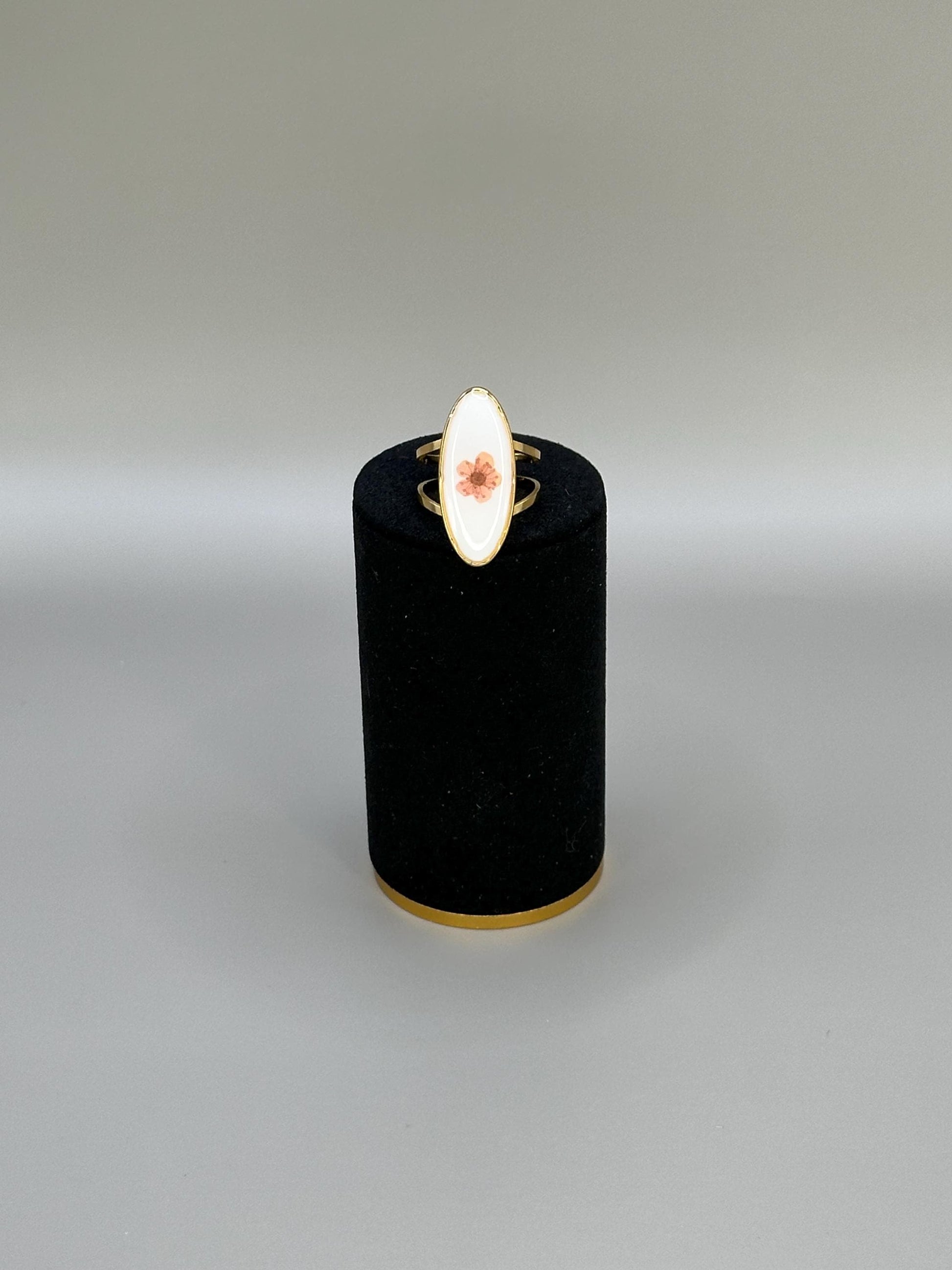 Gold Plated Pressed Flower Ring: Waterproof Adjustable Boho Jewelry