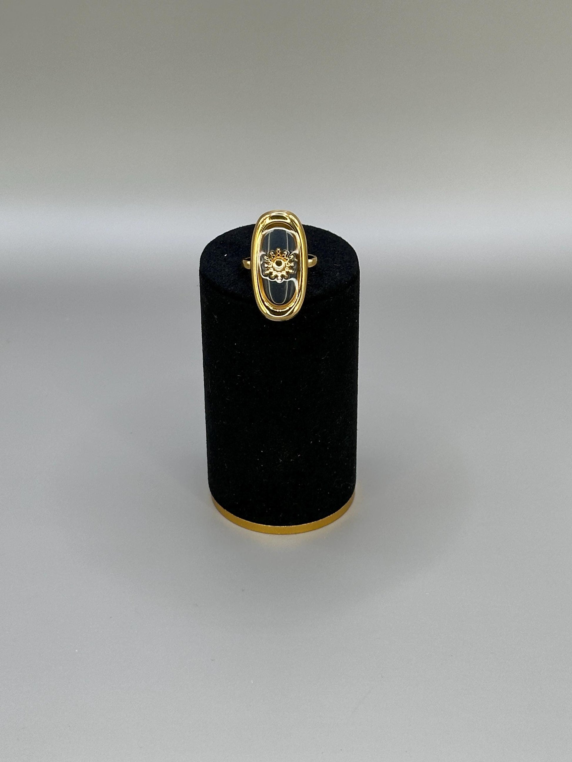 Gold Plated waterproof Ring Oval Sunburst minimalist Bold Statement Ring |