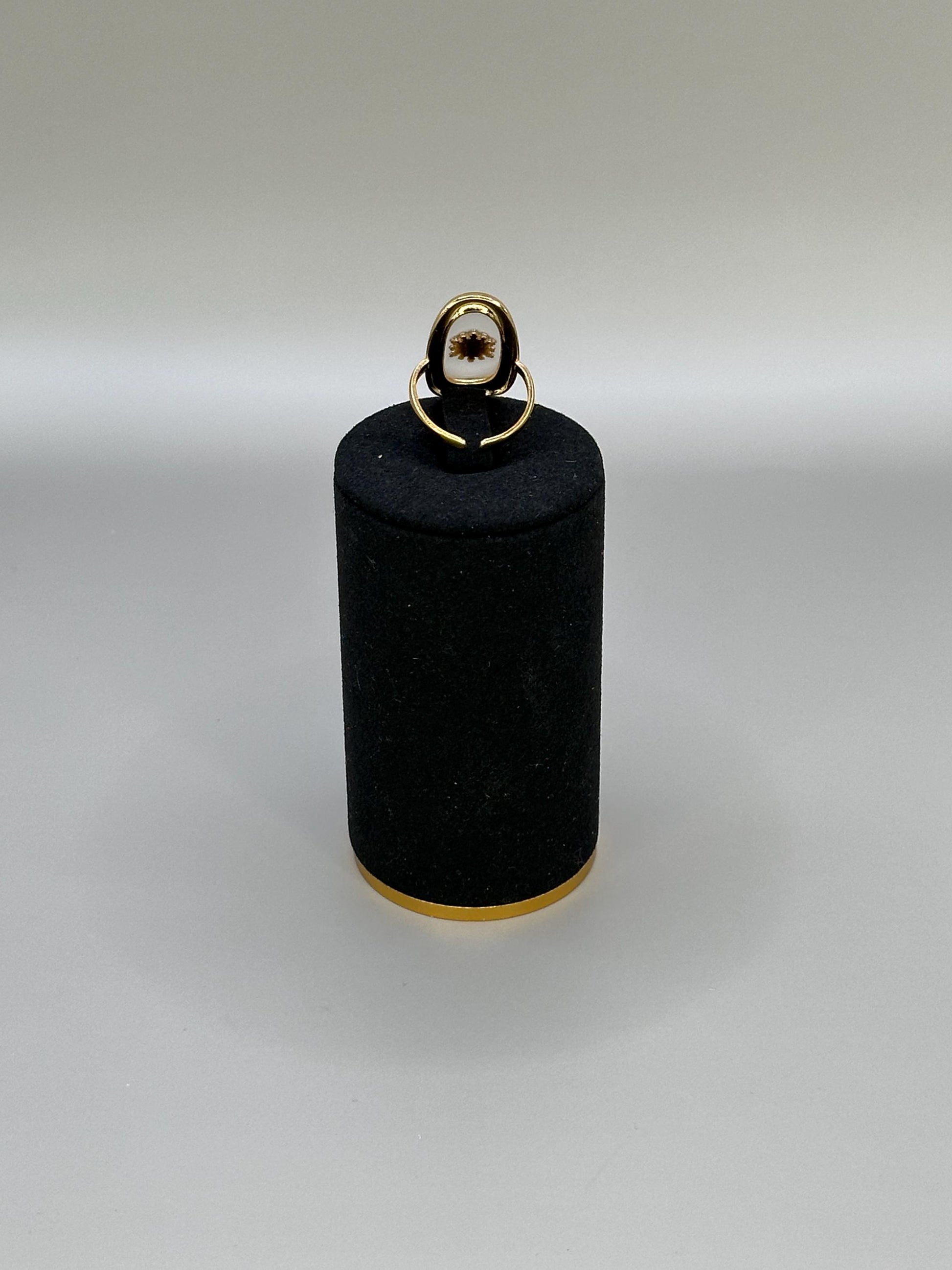 Gold Plated waterproof Ring Oval Sunburst minimalist Bold Statement Ring |