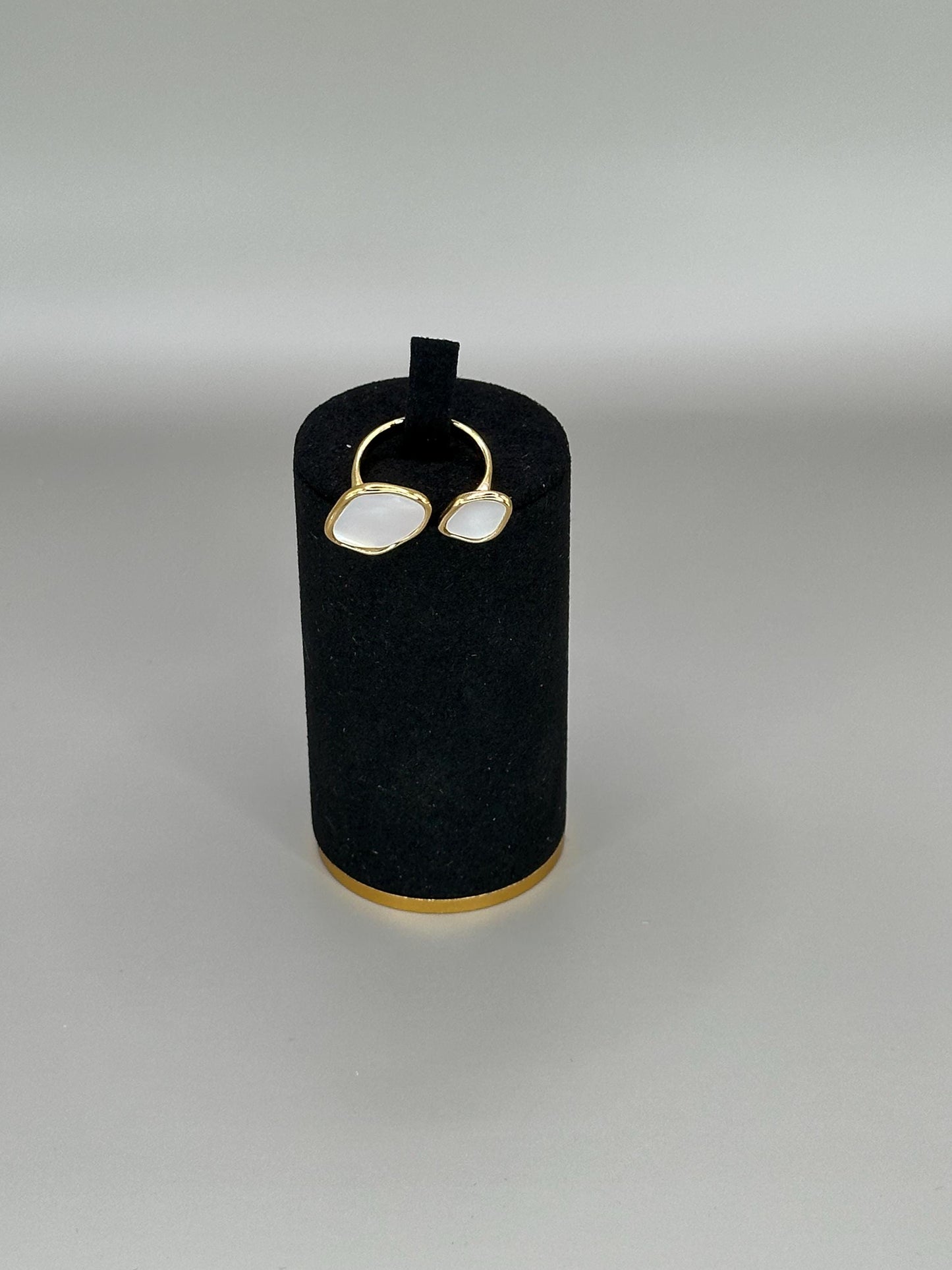 Gold Plated Waterproof Hypoallergenic Flat Pearl Open Ring – Minimalist Jewelry