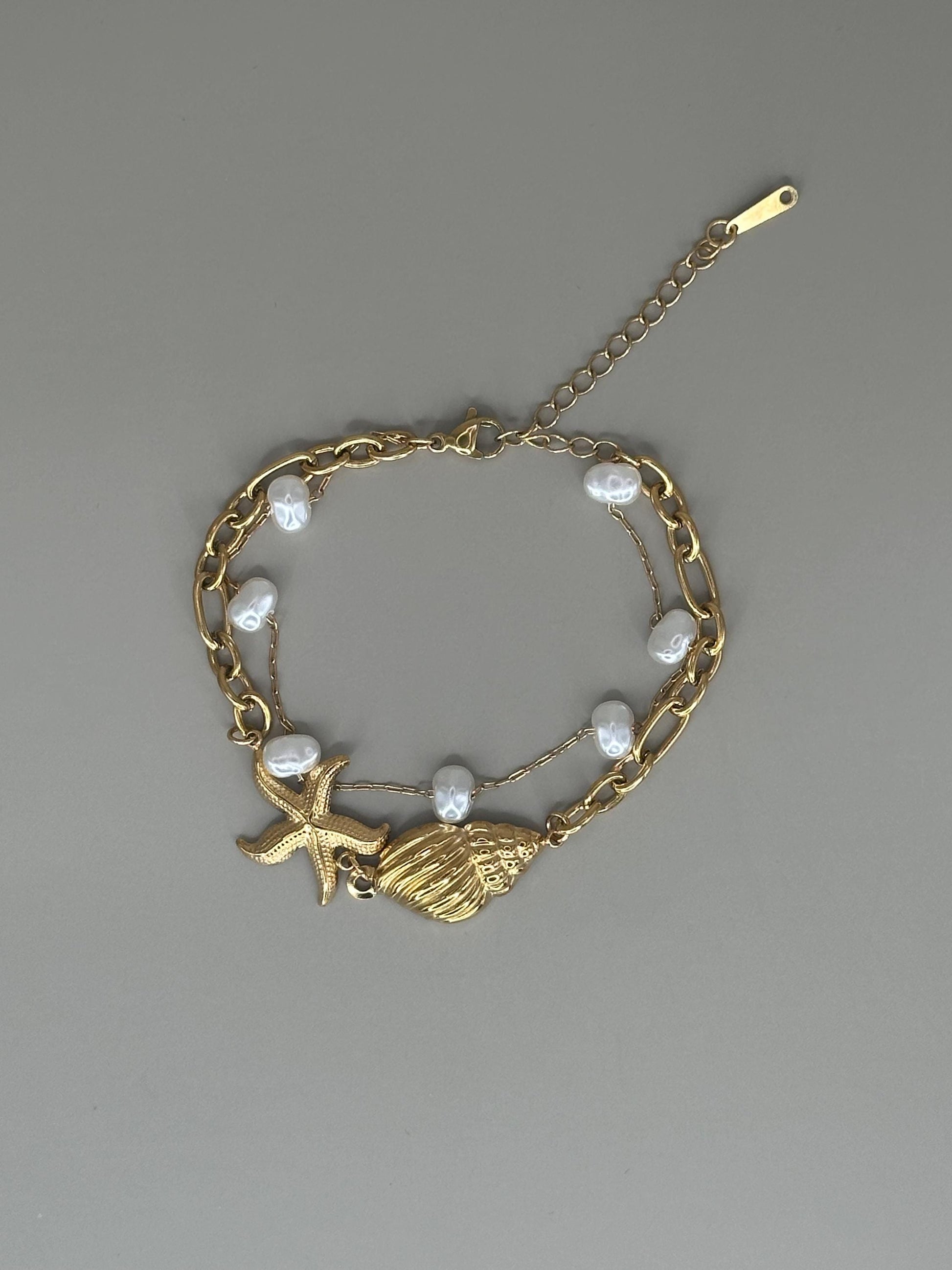 Gold Plated waterproof Gold Bracelet Anklet Ocean Pearl layered Shell Charm Minimalist & Elegant