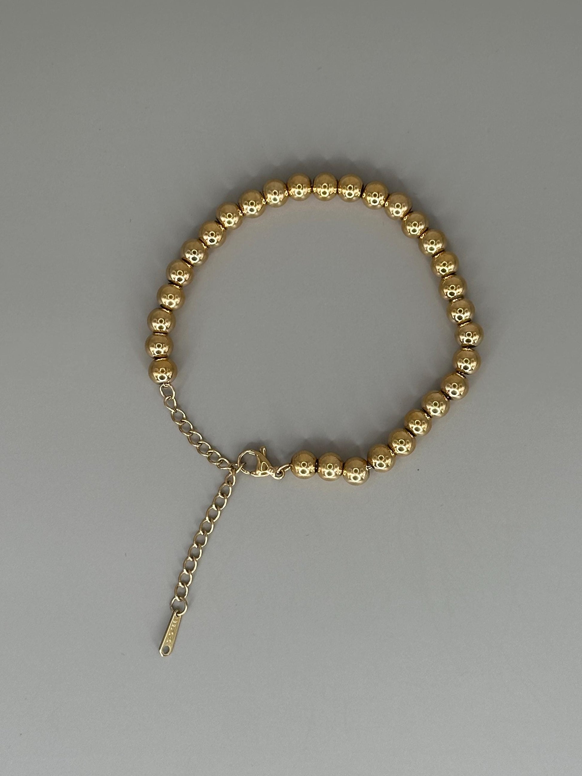 Gold Plated Waterproof Beaded Bracelet Hypoallergenic Minimalist Jewelry