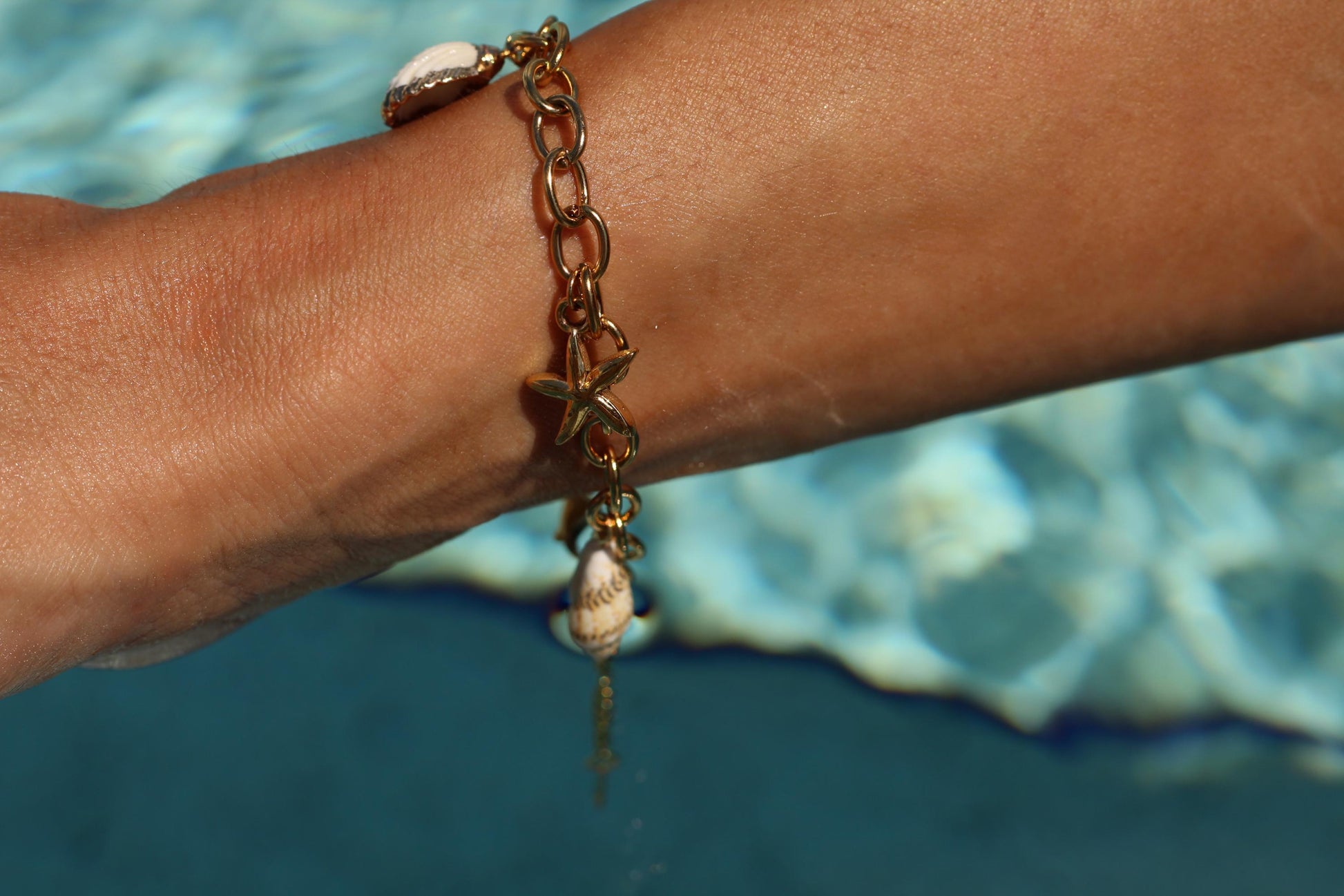 Gold Plated waterproof Gold Bracelet Anklet Starfish & Shell Charm