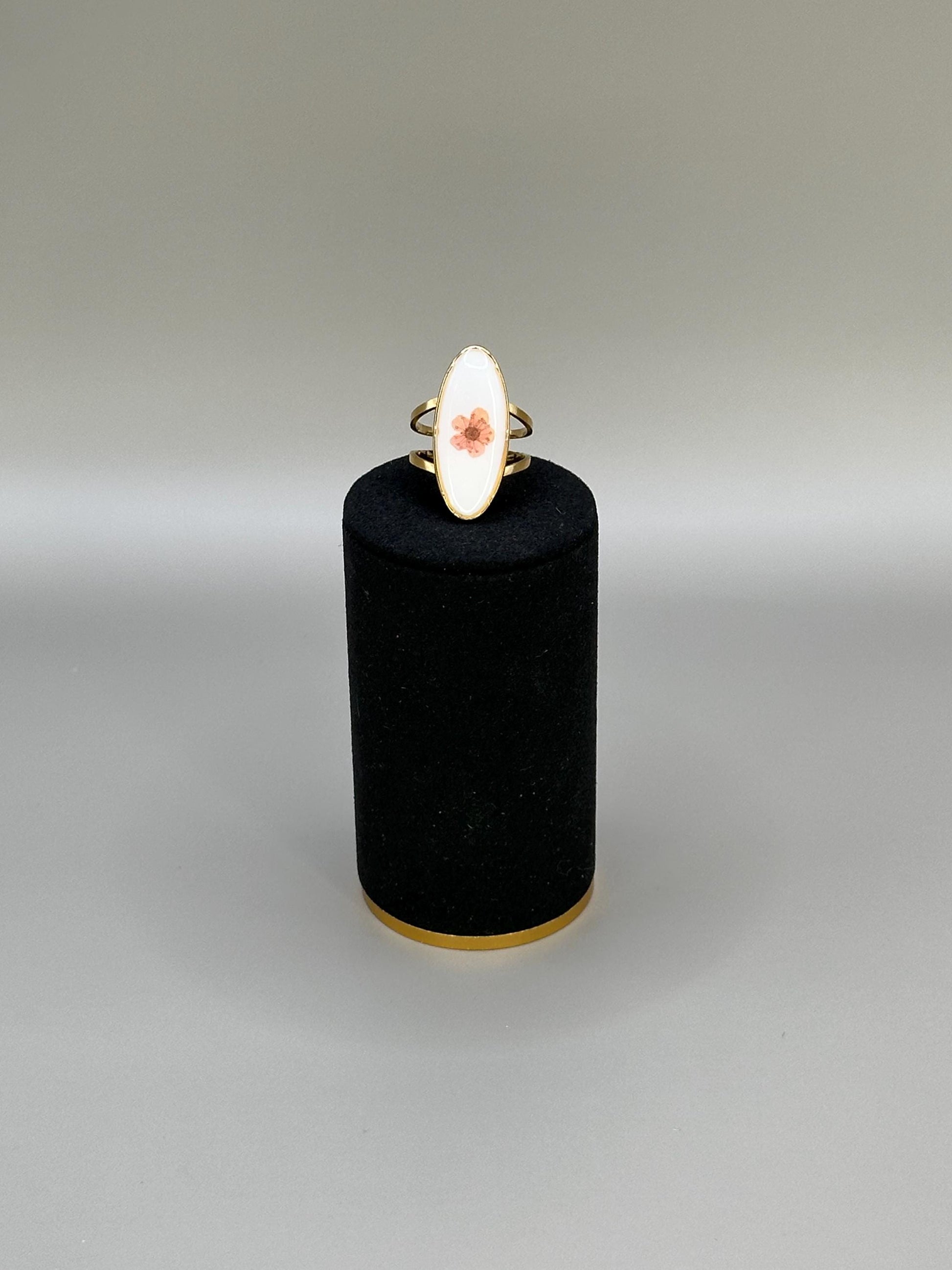 Gold Plated Pressed Flower Ring: Waterproof Adjustable Boho Jewelry