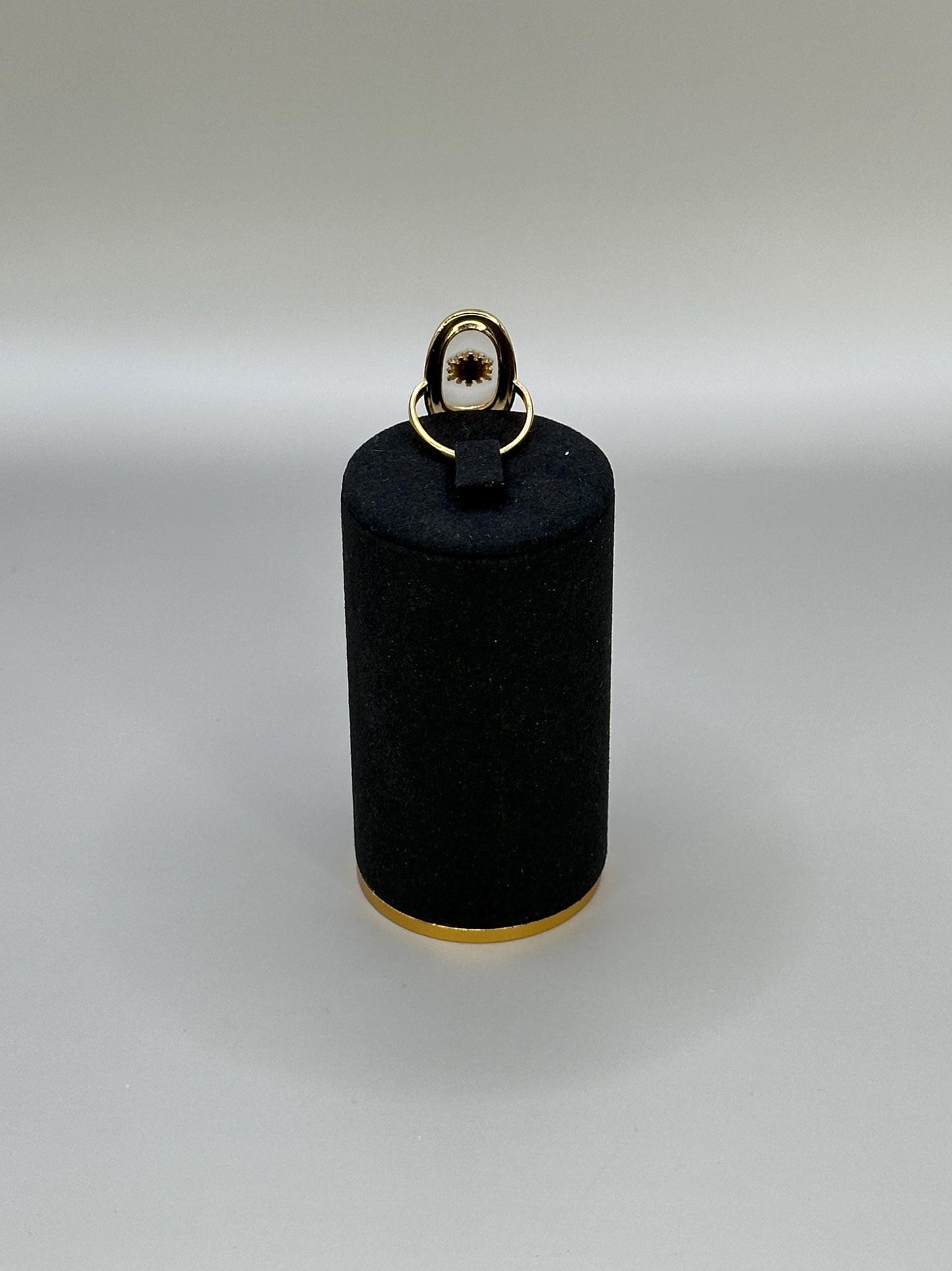 Gold Plated waterproof Ring Oval Sunburst minimalist Bold Statement Ring |