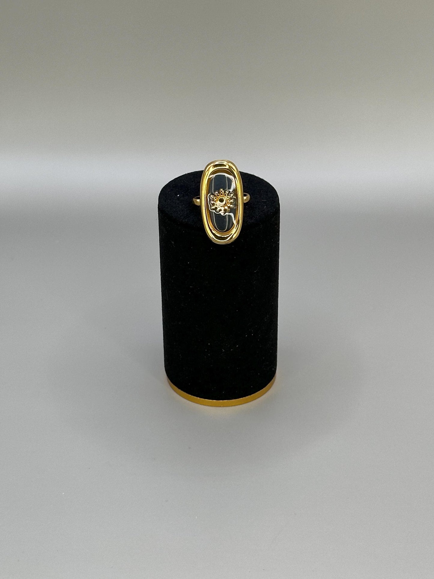 Gold Plated waterproof Ring Oval Sunburst minimalist Bold Statement Ring |