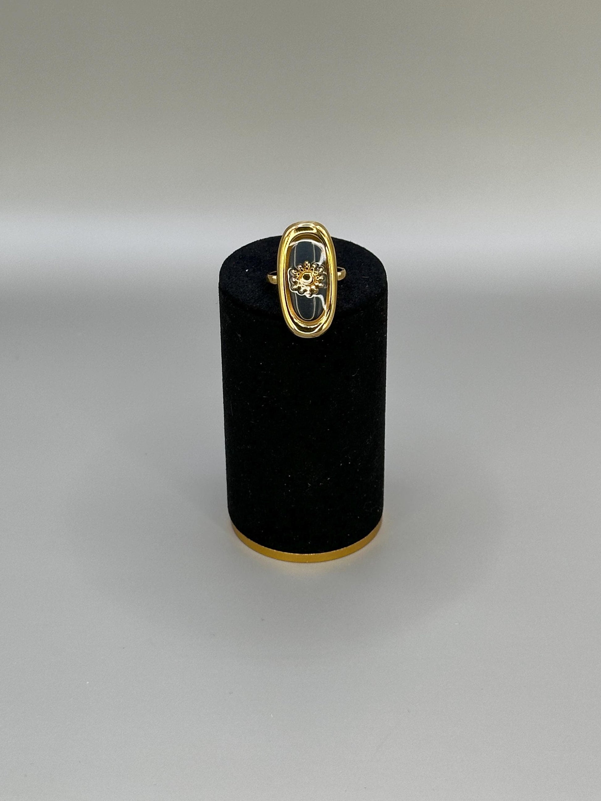 Gold Plated waterproof Ring Oval Sunburst minimalist Bold Statement Ring |