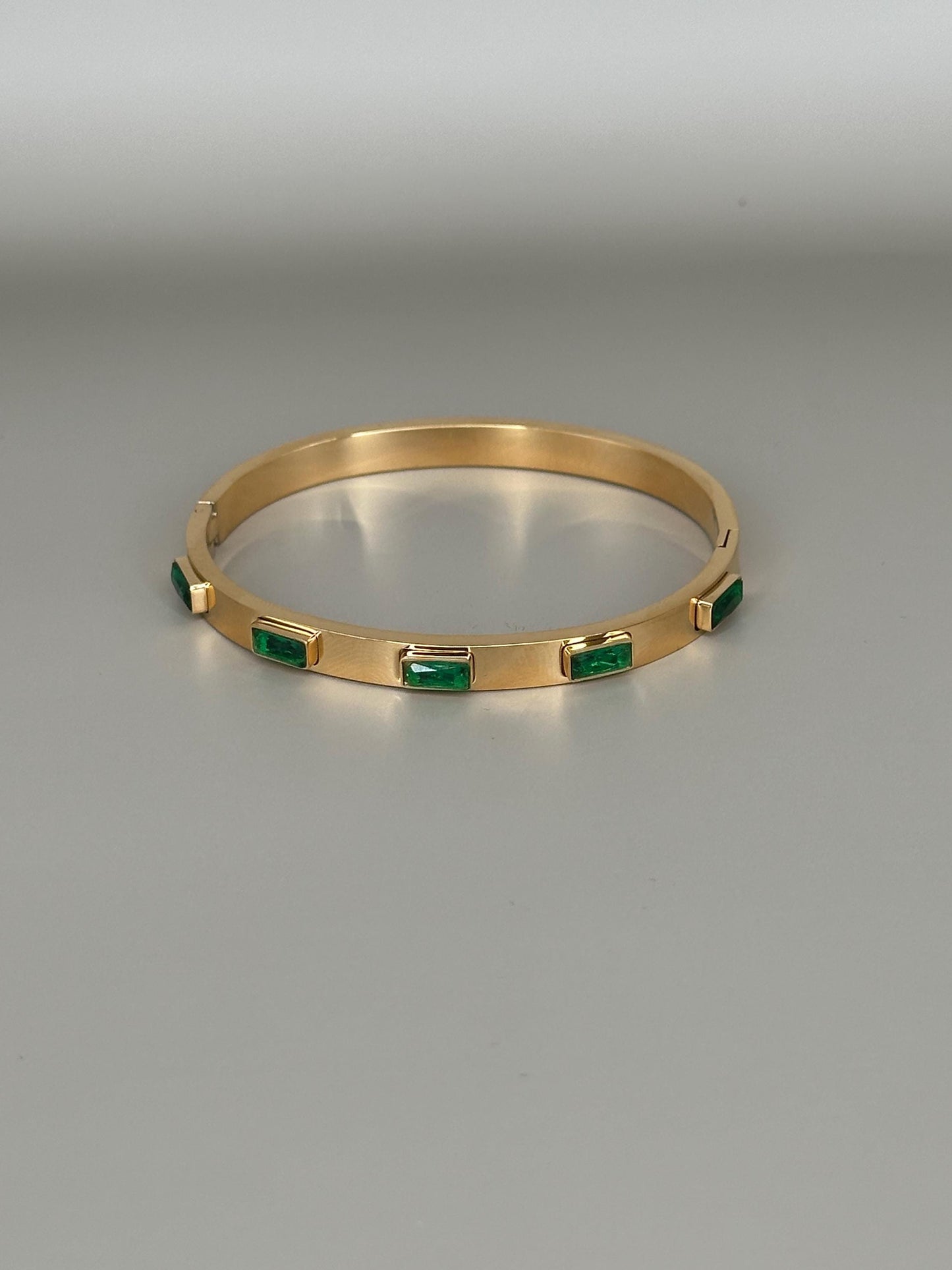 Gold Plated Waterproof Emerald Cuff Bracelet Hypoallergenic Minimalist Jewelry