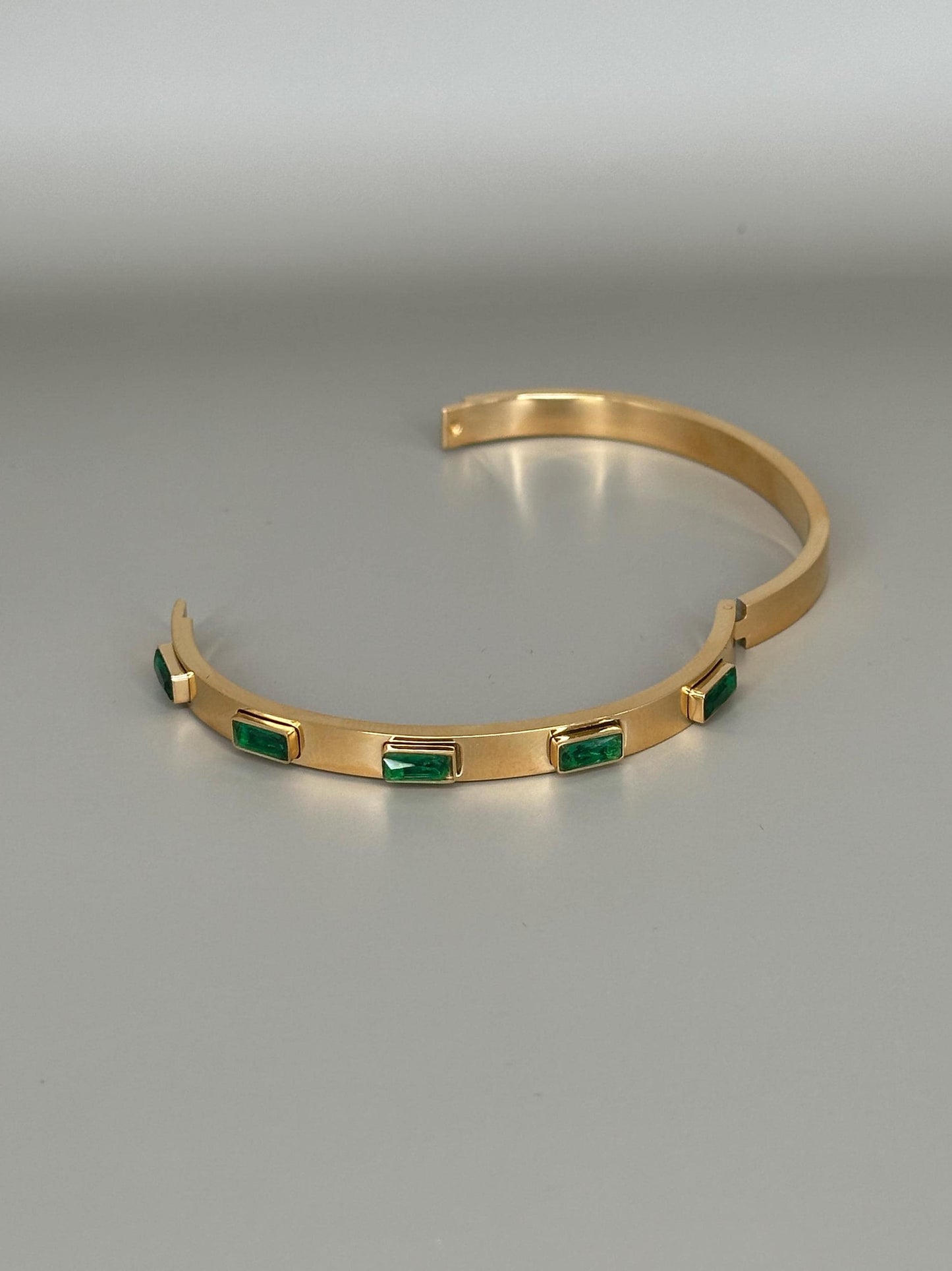 Gold Plated Waterproof Emerald Cuff Bracelet Hypoallergenic Minimalist Jewelry