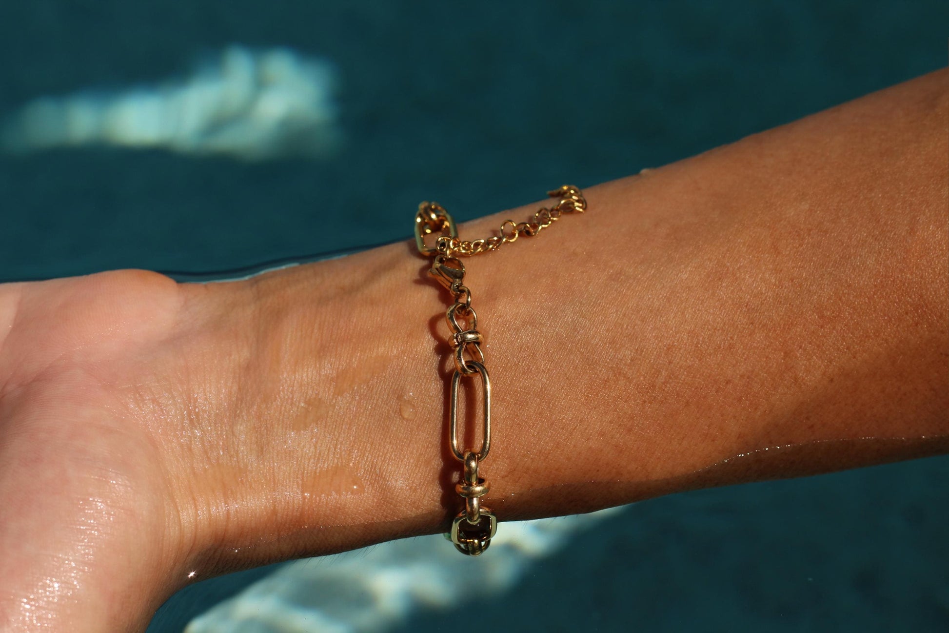 Gold Plated Waterproof Link Chain Bracelet – Hypoallergenic Minimalist Jewelry