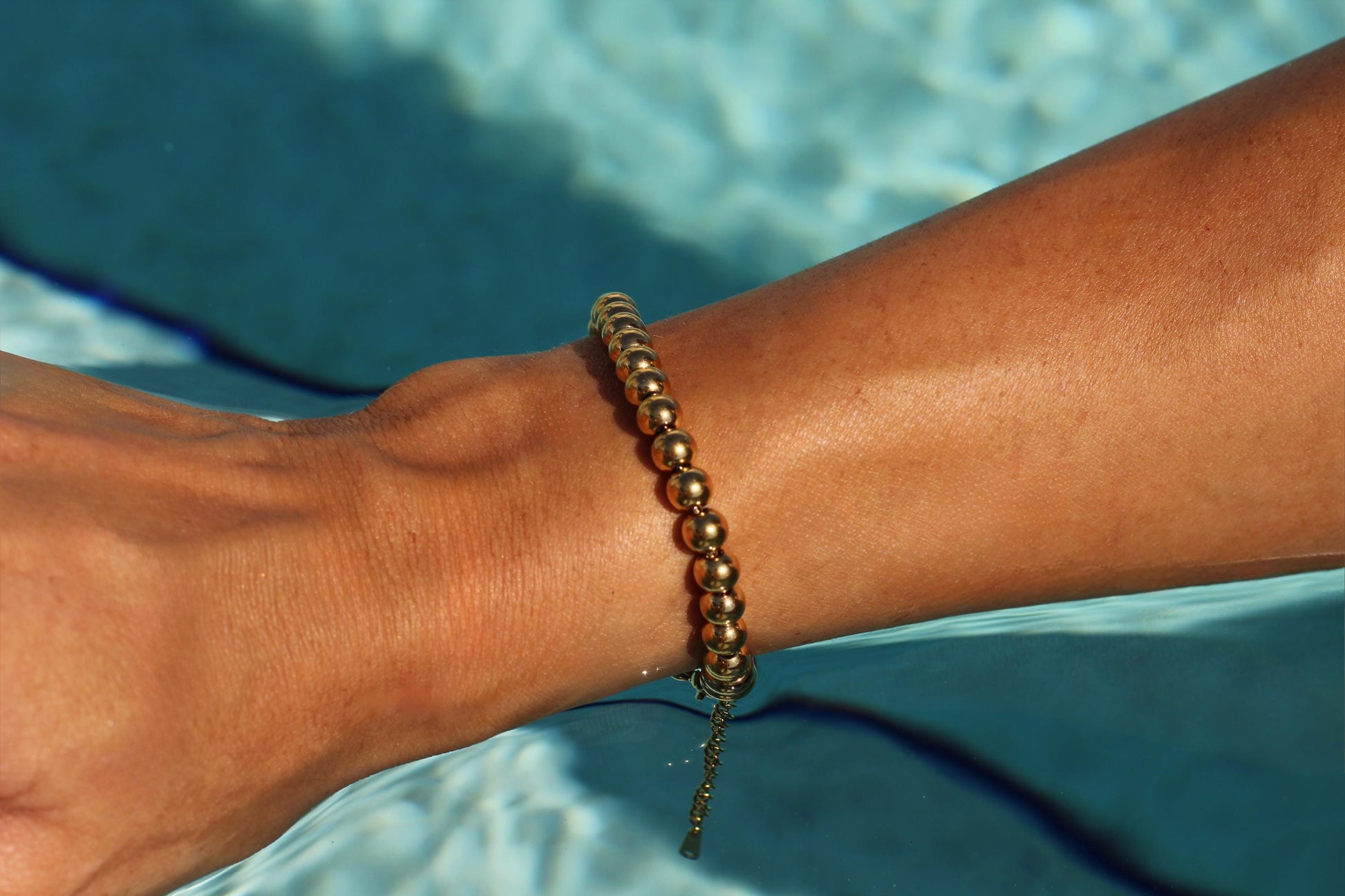 Gold Plated Waterproof Beaded Bracelet Hypoallergenic Minimalist Jewelry
