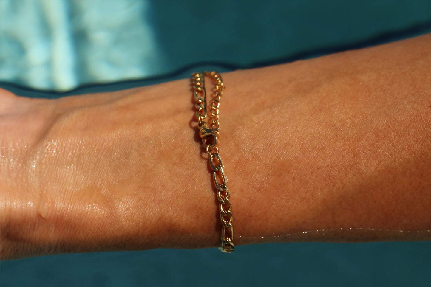 Gold Plated Waterproof Figaro Bracelet Hypoallergenic Minimalist Jewelry