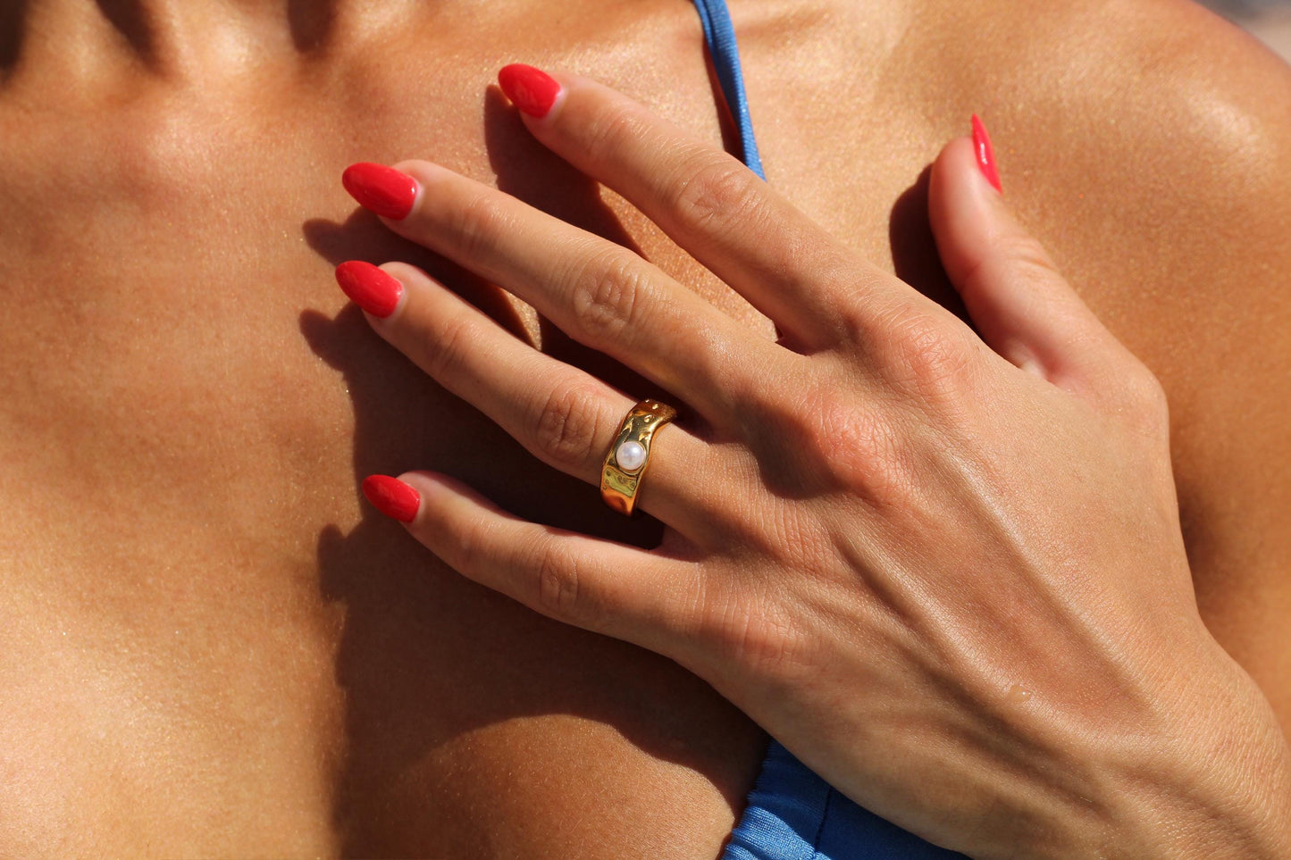 Gold Plated Waterproof Engraved Band Ring with Pearl – Hypoallergenic Adjustable Minimalist Jewelry